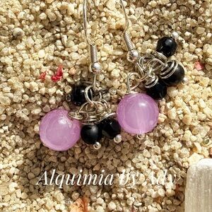 Lavender jade and Black onyx Beaded Earrings